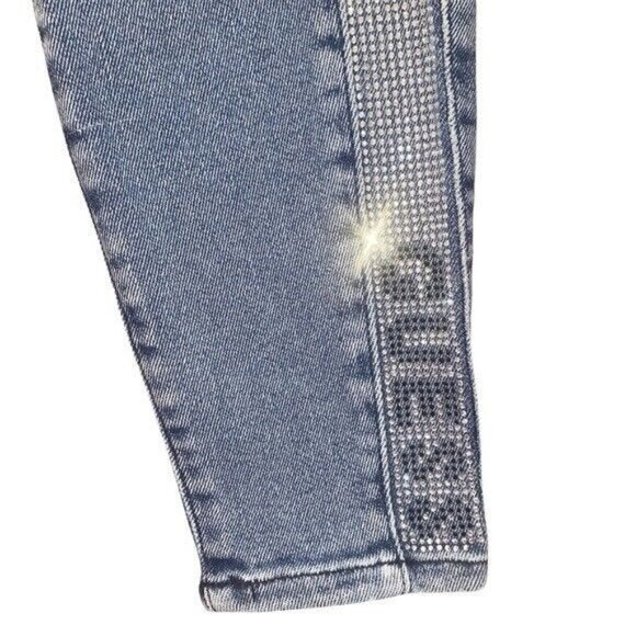 Guess Set of Two Denim Jacket and Jeans - Picture 14 of 16